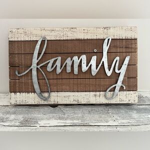 Primitives By Kathy Farmhouse Family Sign. EUC